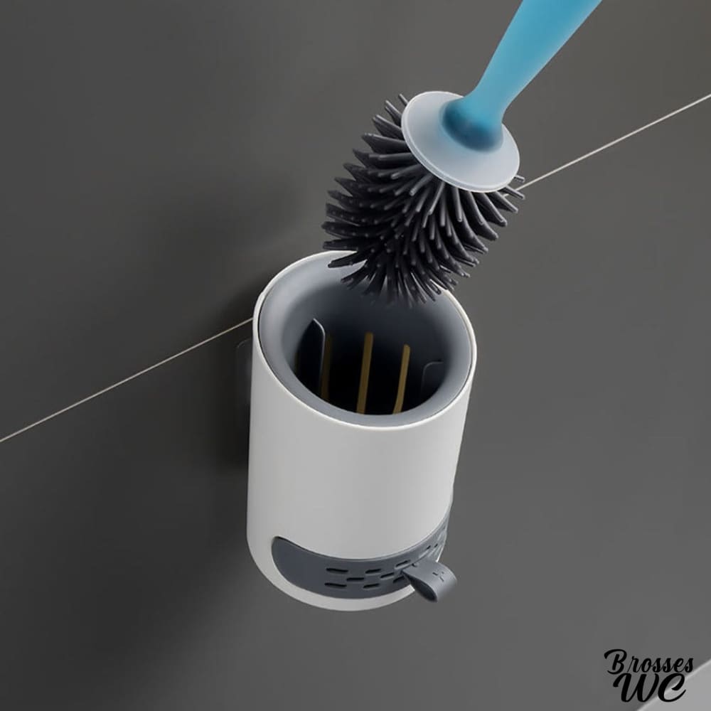 Brosse wc avec réservoir nettoyant intégré