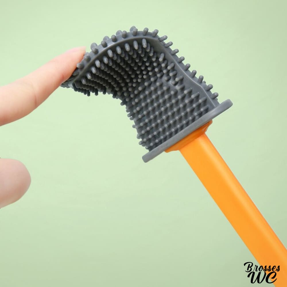 Étagère brosse wc fonctionnelle