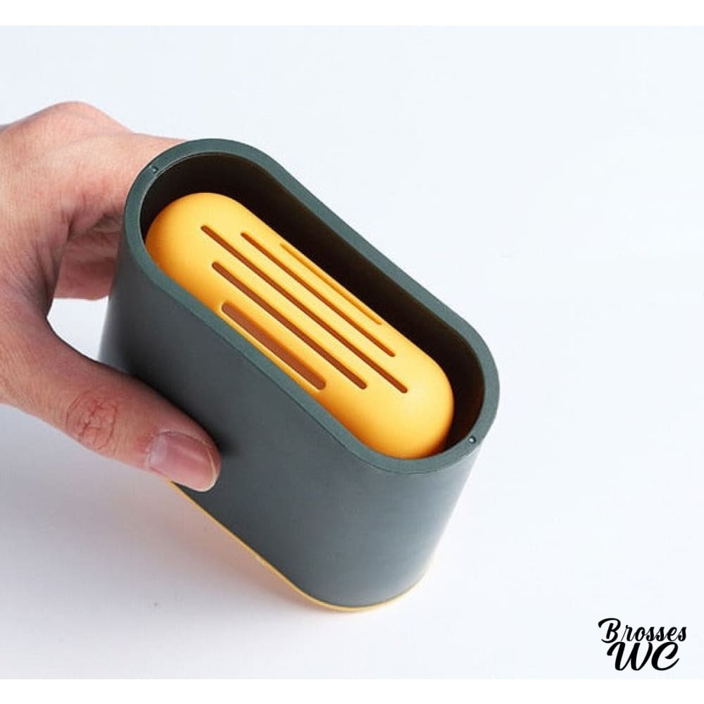 Brosse wc avec produit intégré pratique