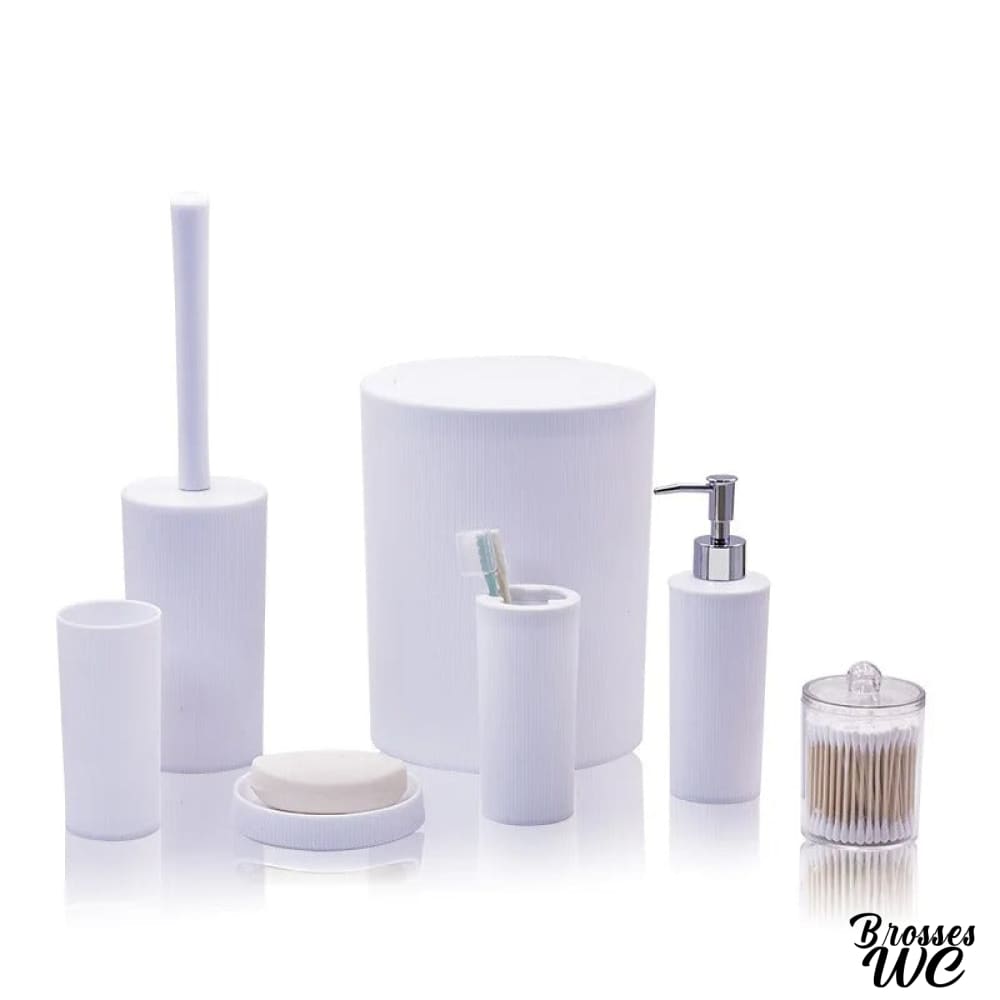 Ensemble salle de bain poubelle et brosse wc