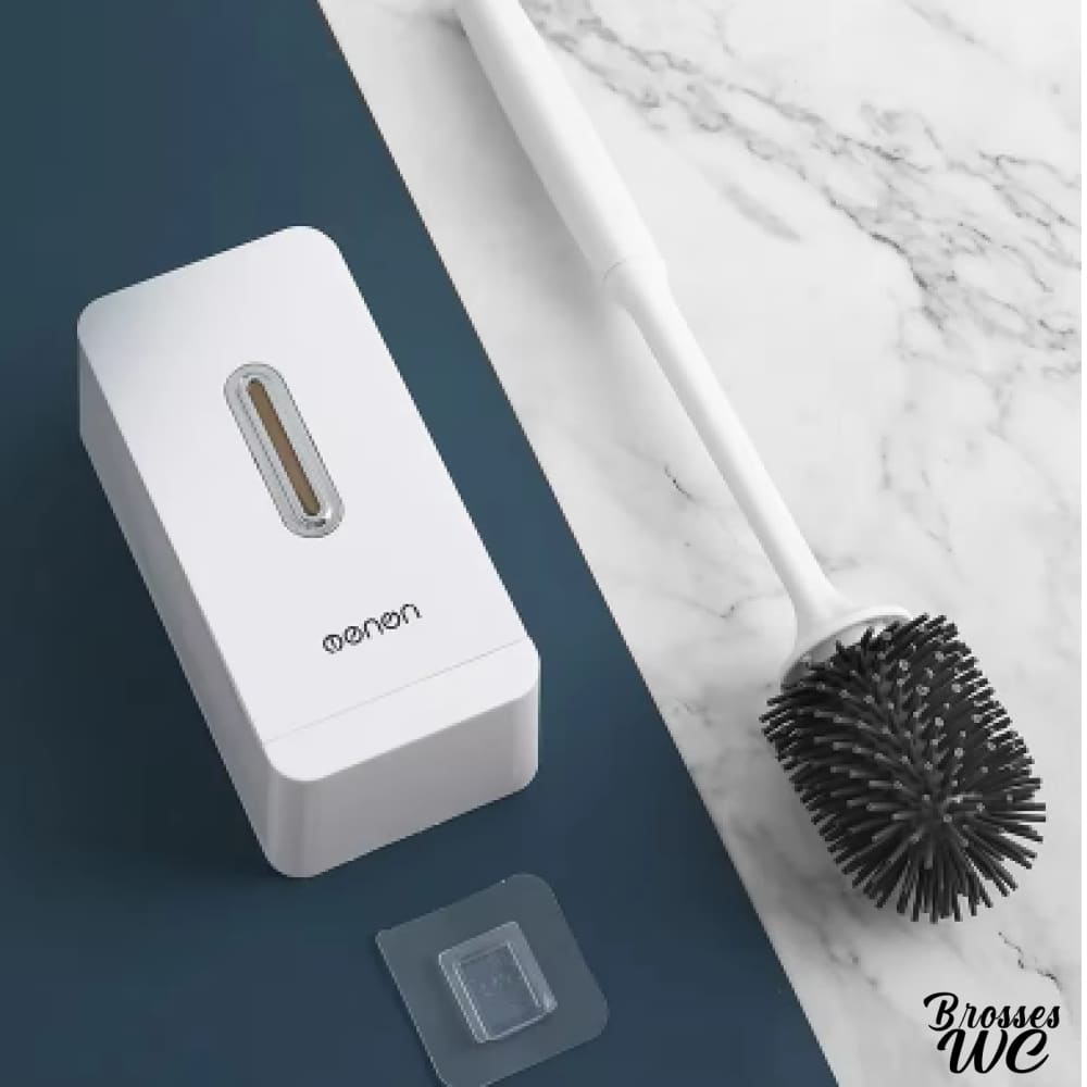 Brosse wc suspendue noir et blanc contrastée
